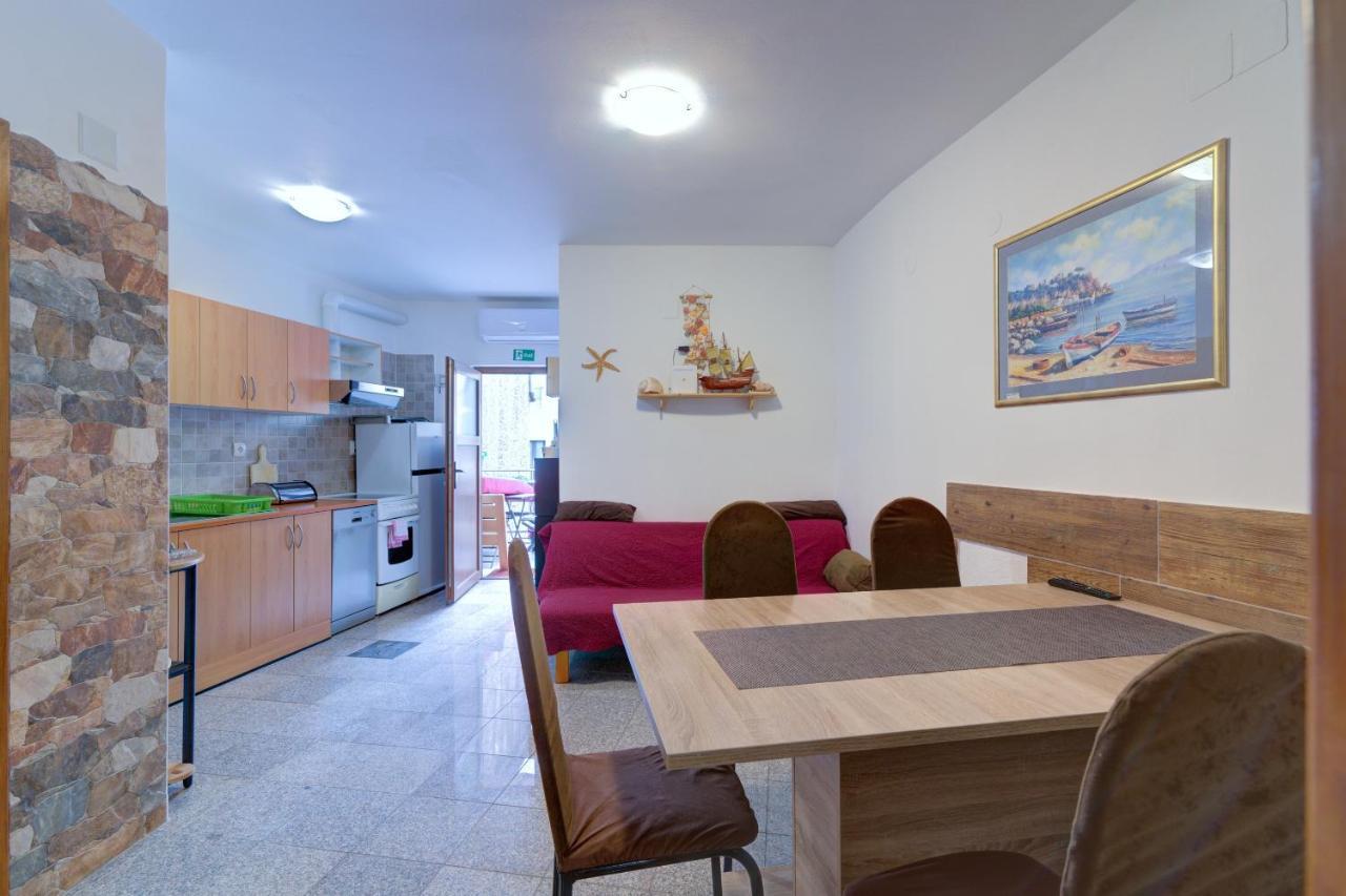 Apartment Senj Senj  Exteriör bild