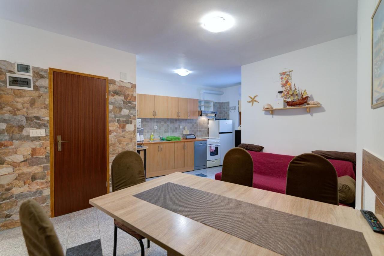Apartment Senj Senj  Exteriör bild